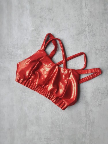 czerwony sparkle stanik.jpg